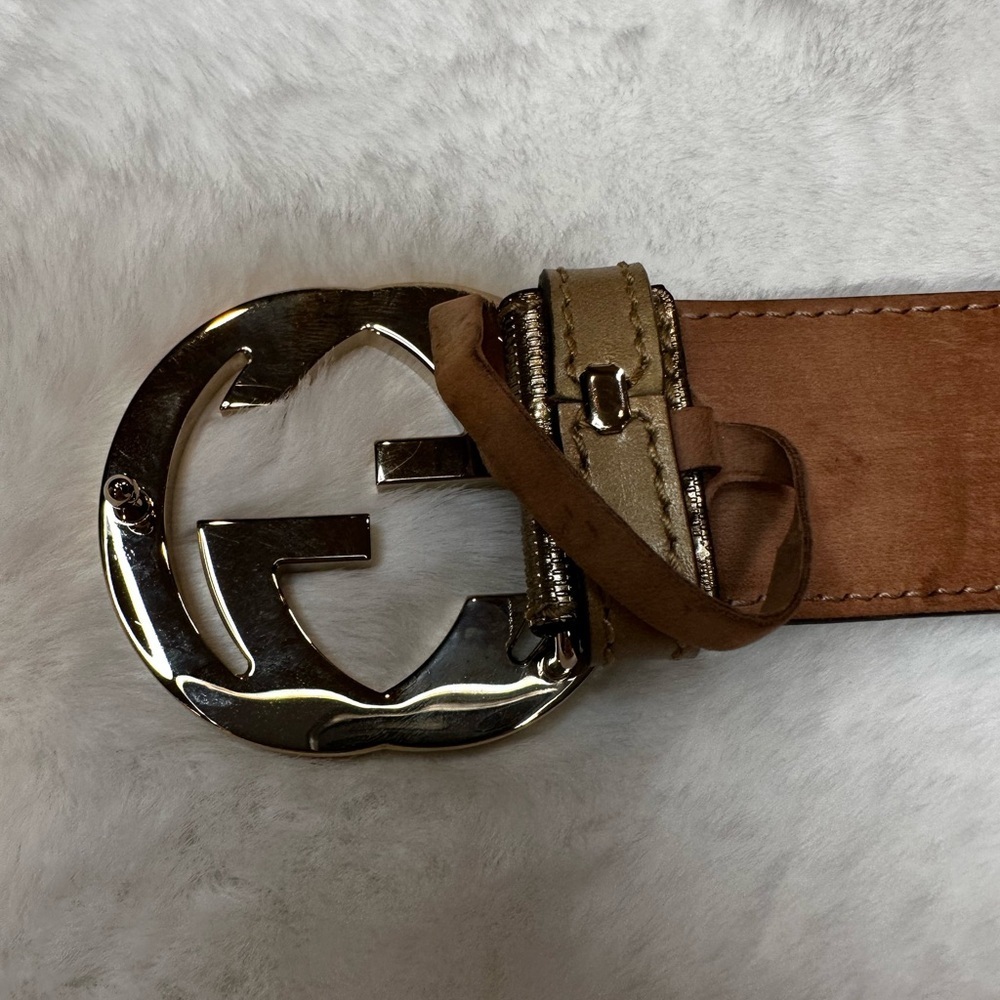 Gucci gold Leather Belt with Gold GG Buckle - Picture 13 of 16